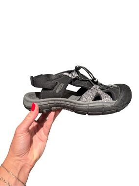 KEEN Newport H2 Sport Sandals Black Gray Waterproof Hiking Women’s 8 Trail